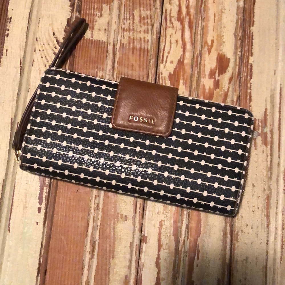 Fossil wallet/wristlet